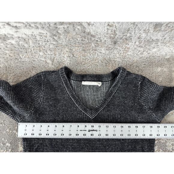 Carve Designs Size M Alpaca Wool Blend Sweater Black Long Sleeve V Neck Pullover - Picture 4 of 7